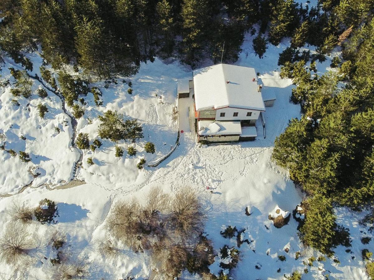 Koromilia Refuge Lodge